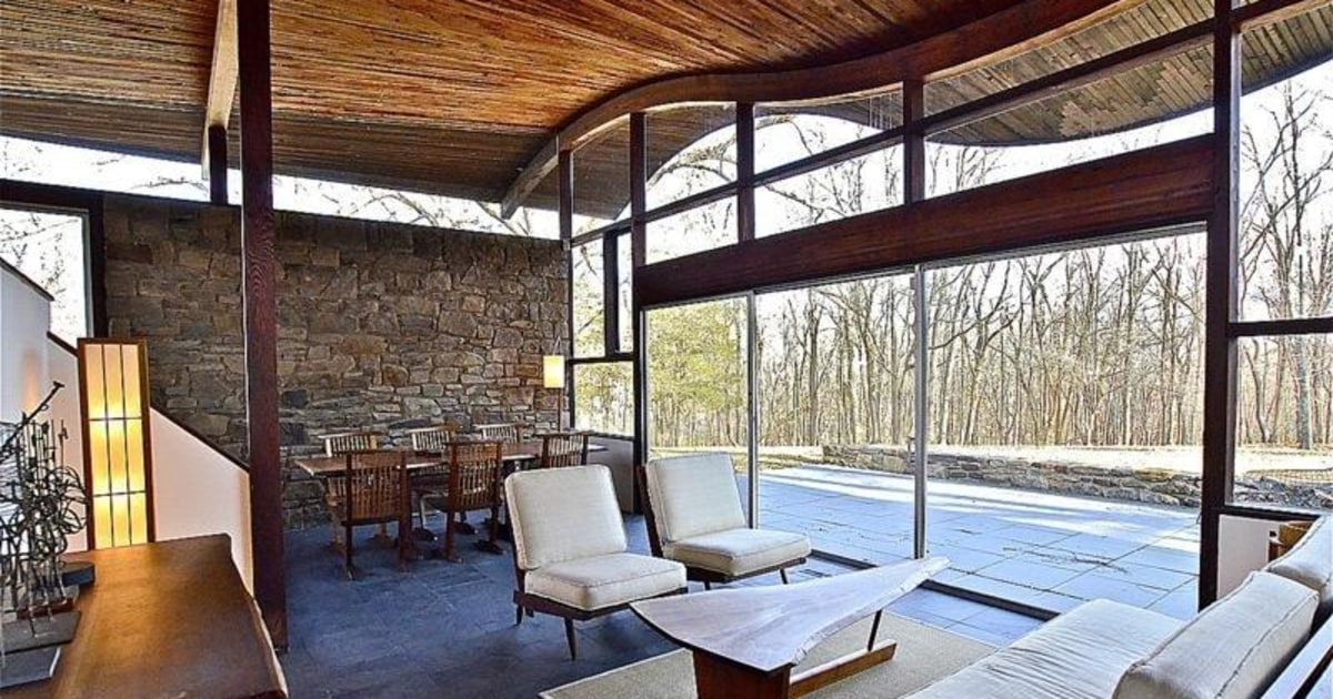 327576-zillow91D4B886-D9A6-