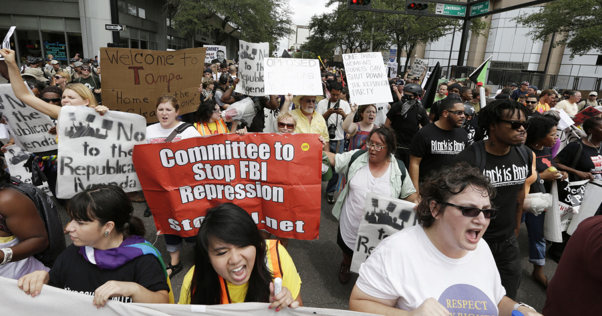 At Tampa convention, protesters can carry guns, but not puppets