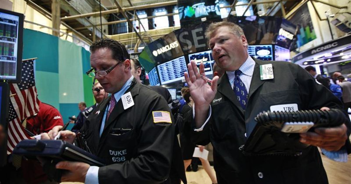 Stocks Rally As Investors Monitor Fed Chiefs Speech