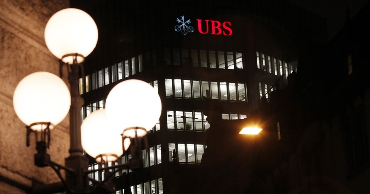 Swiss Bank Ubs Hit With 15 Billion Fine After Admitting Fraud Paying Bribes 8107