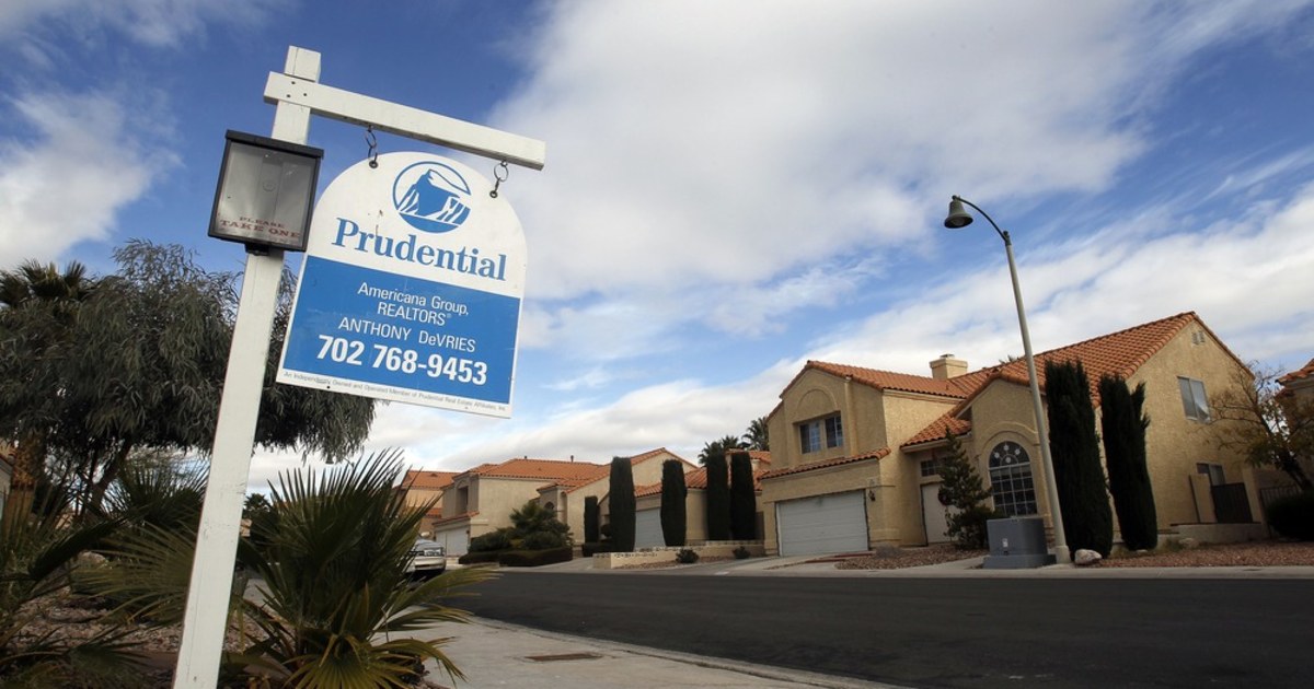 Cities with the most homes in foreclosure