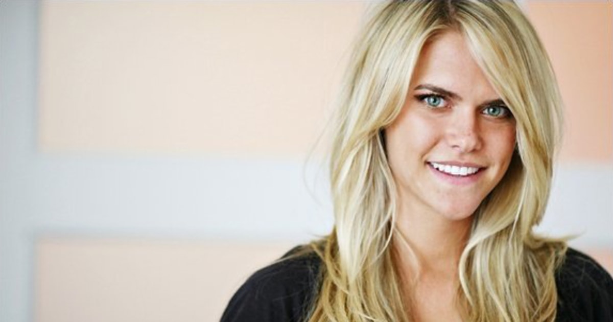 Model, editor seriously injured by plane's propeller