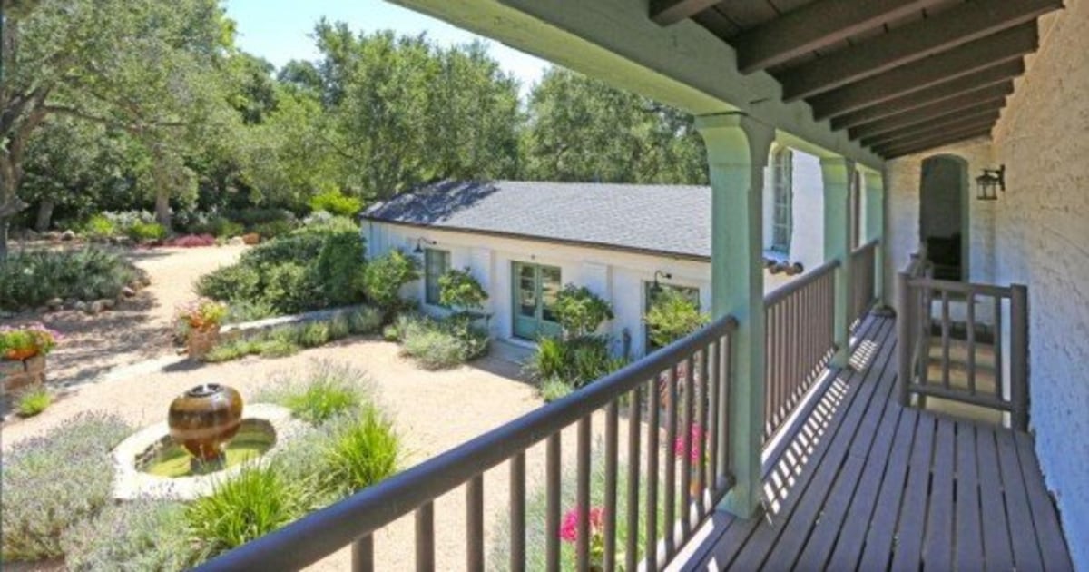 Celebrity Real Estate Reese Witherspoon selling Ojai estate