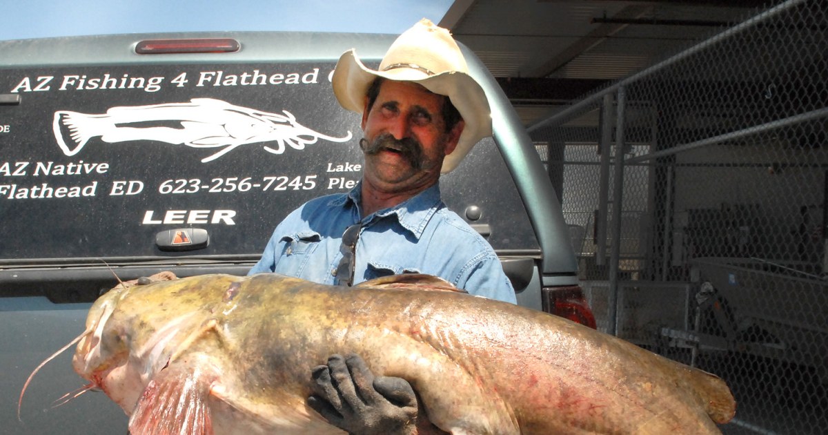 Catfishing a FLOODED Desert River! (Rare Arizona Fishing Opportunity) 