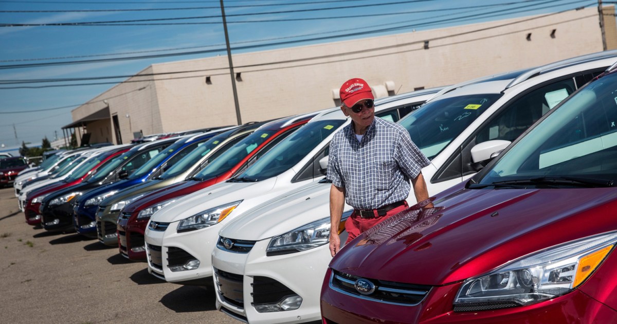 Ford claims 1 spot in North American auto sales