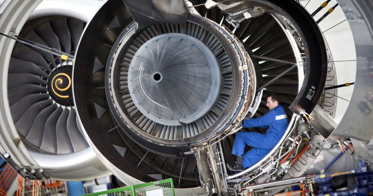 Superjumbo Jet Engine Opened For Maintenance