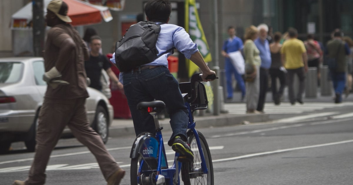No helmets required for bike share in busy NYC