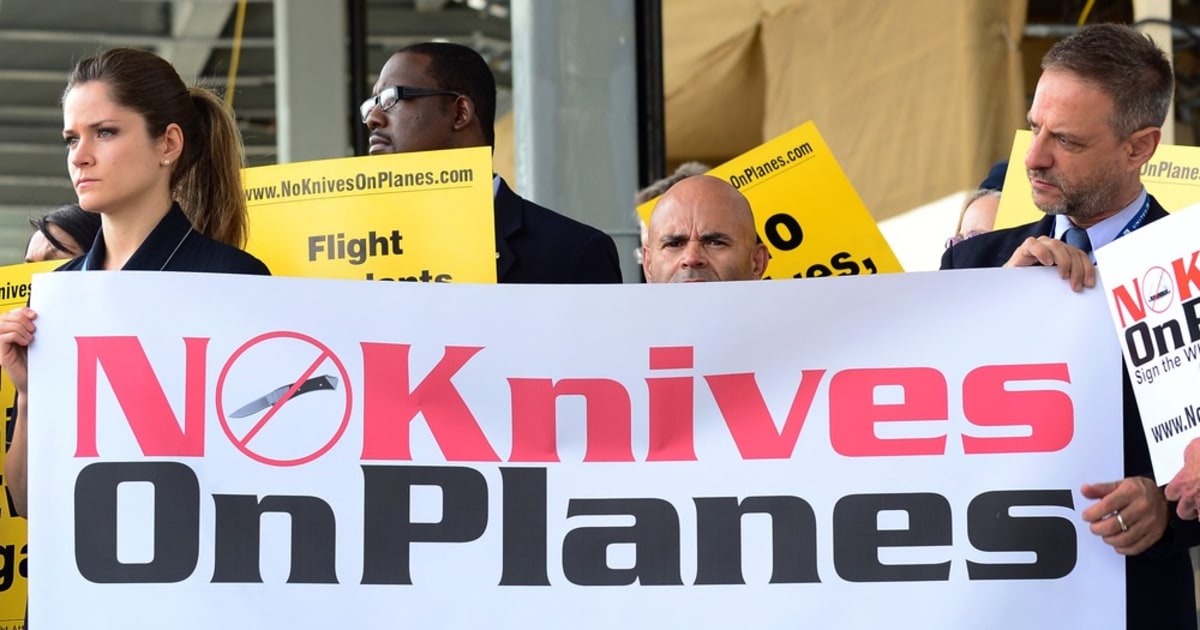 TSA scuttles plan to allow small knives on planes