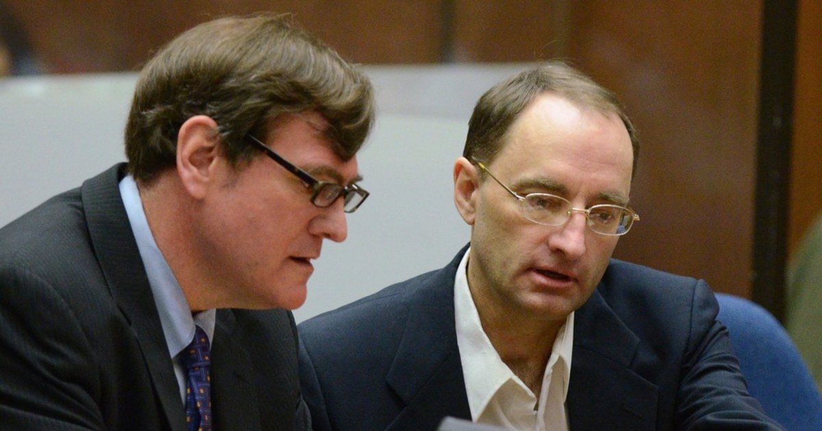 Testimony begins in fake Rockefeller trial