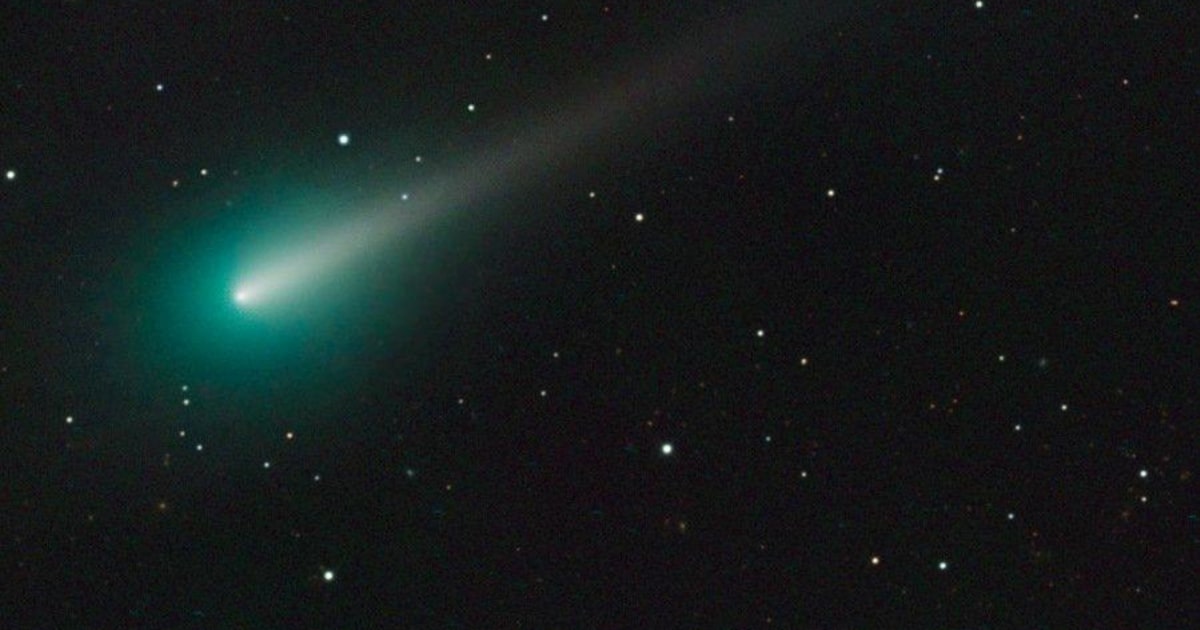 Green light for ISON: Comet blazes in stunning shots