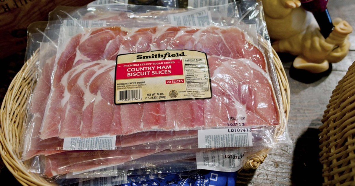 Chinese get OK to buy American pork producer