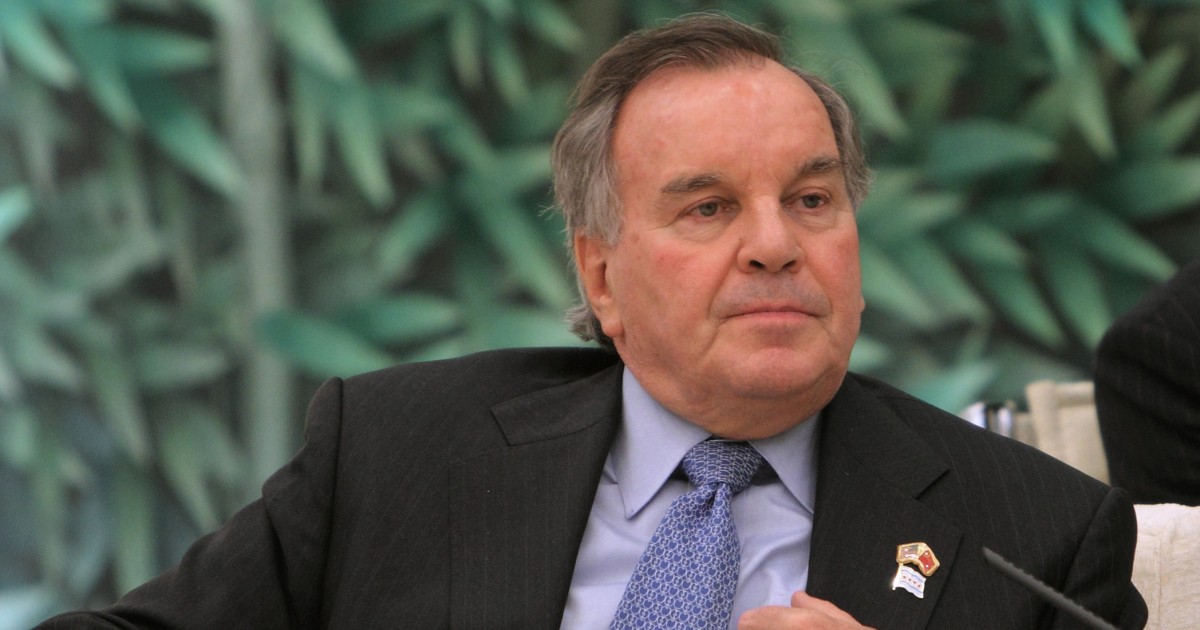 Former Chicago Mayor Richard Daley hospitalized after business trip