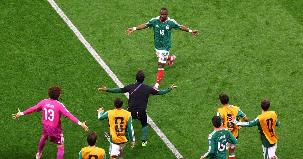 ¡golazo! Julián Quiñones Hace Una Obra De Arte Y México Toma Ventaja Sobre Ecuador - Beritaja