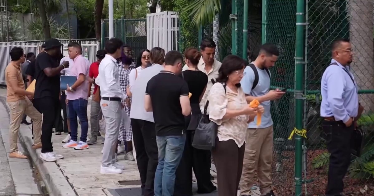 Fin de audiencias virtuales de inmigración dispara filas en cortes de Miami