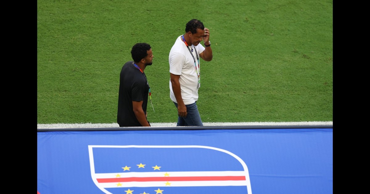 El banquillo de Cabo Verde celebra su primer gol mundialista