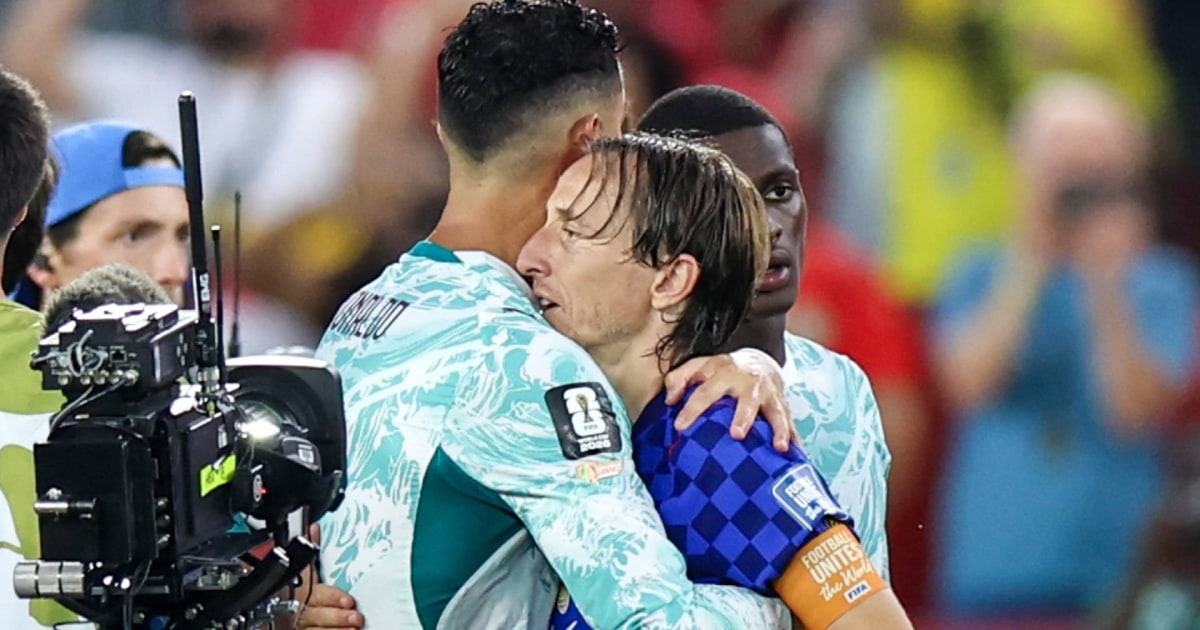 Modric Se Despide Del Mundial: El Abrazo Con Cr7, Consuelo A Sus Compañeros Y El Adiós A La Leyenda - Beritaja