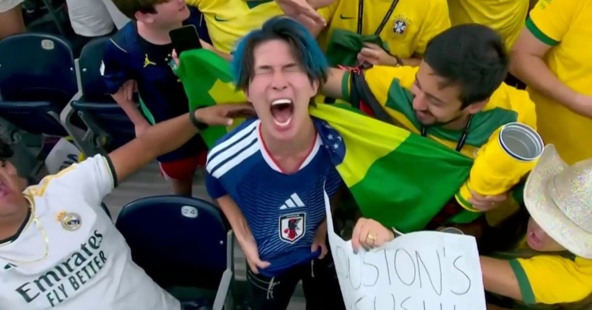 El Aficionado De Japón Que Quedó Devastado Tras La Derrota Ante Brasil - Beritaja