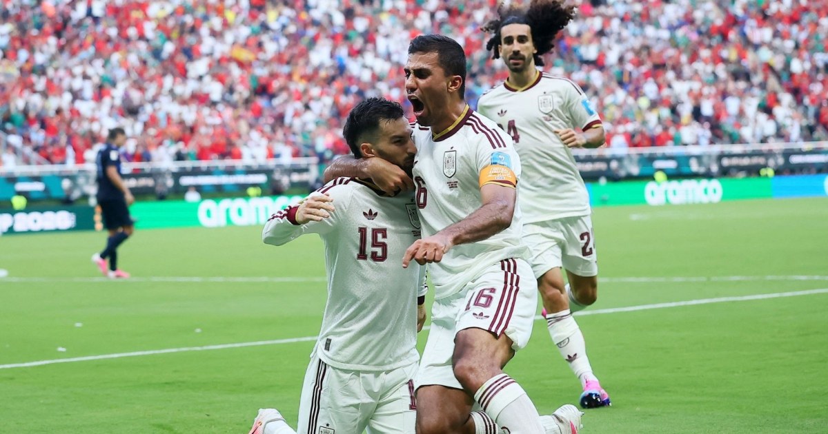 Alex Baena Vence A Muslera Y Logra El Primero De La Noche Para España Sobre Uruguay - Beritaja