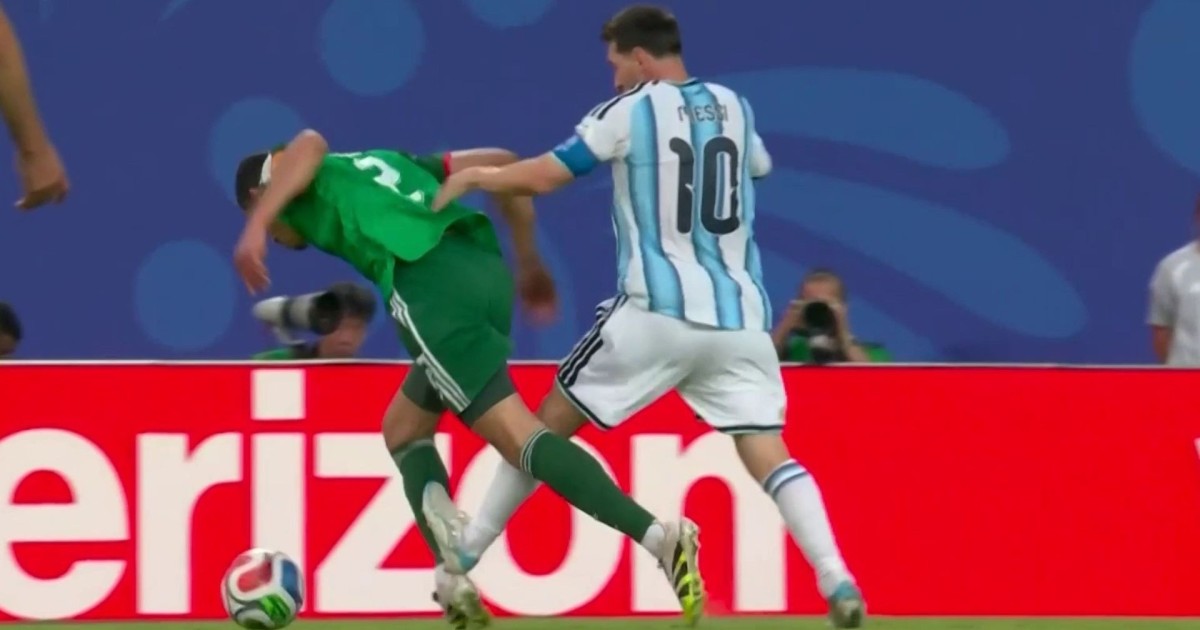 La patada "grosera" de Messi de la que todo el mundo habla