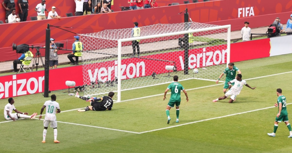 Ismaila Sarr Marca El Segundo Para Senegal Tras Error En La Salida De Irak - Beritaja
