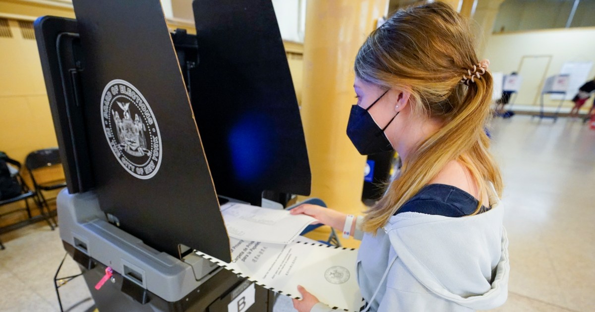 Nueva York vota en unas reñidas elecciones primarias a la alcaldía