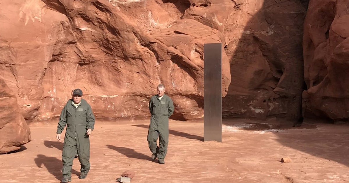 Un misterioso monolito de metal aparece en el desierto de Utah. Pero no ...