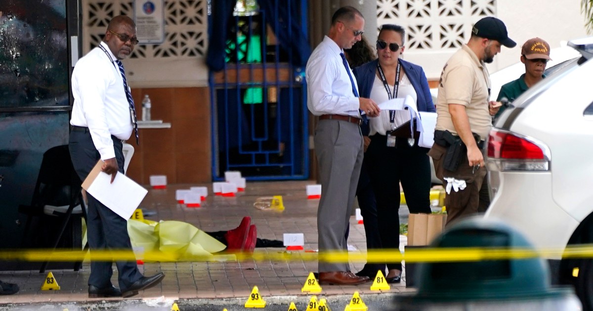 Muere una mujer que resultó herida en el tiroteo afuera de un salón de ...