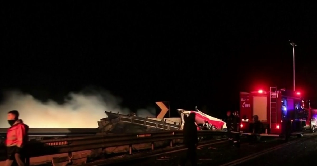 El choque de dos trenes en Grecia deja decenas de muertos y heridos ...