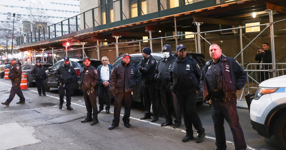 Nueva York redobla seguridad tras la imputación de Donald Trump | Telemundo