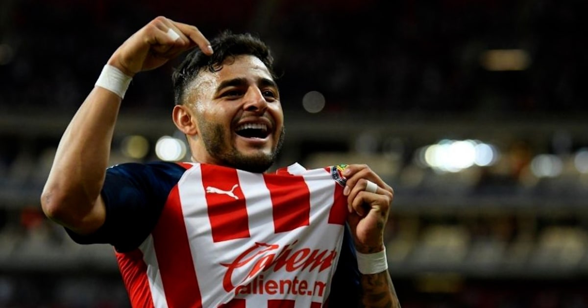 Chivas de Guadalajara revela gravedad de la lesión de Alexis Vega