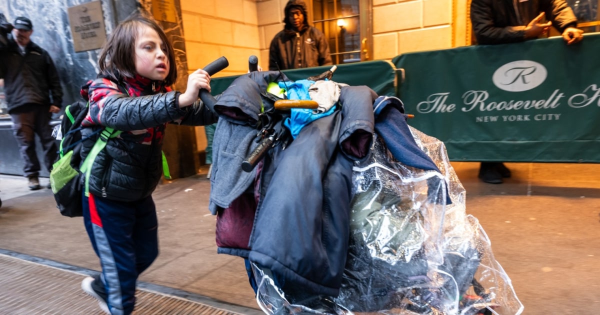 Nueva York limita a 60 días la estancia de migrantes en todos los ...