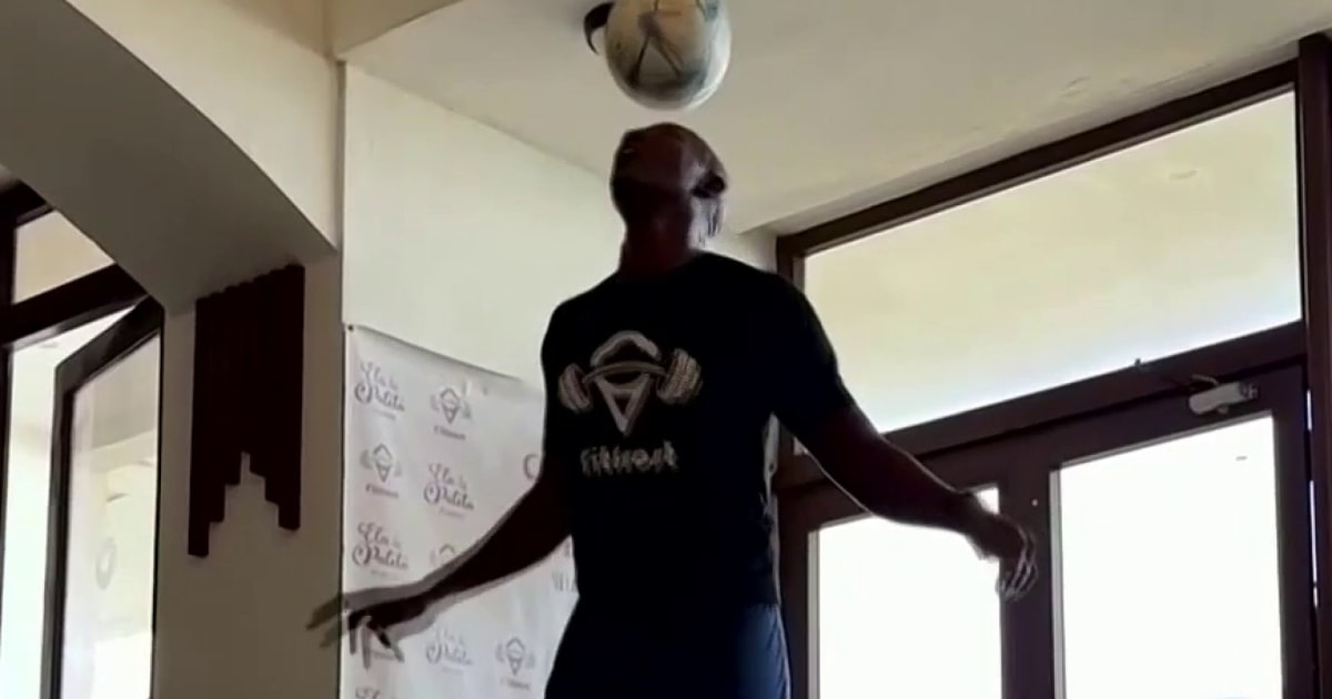 Exfutbolista logra récord tras golpear casi 14,000 veces el balón en Cuba