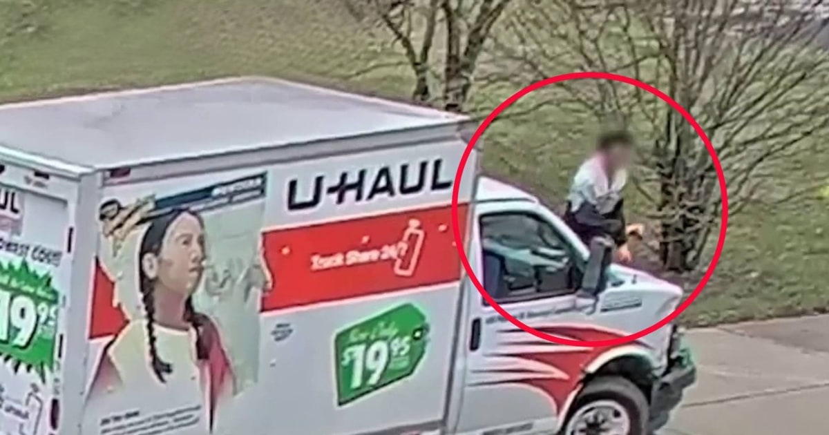En video: Un presunto ladrón intenta arrollar al empleado que lo ...