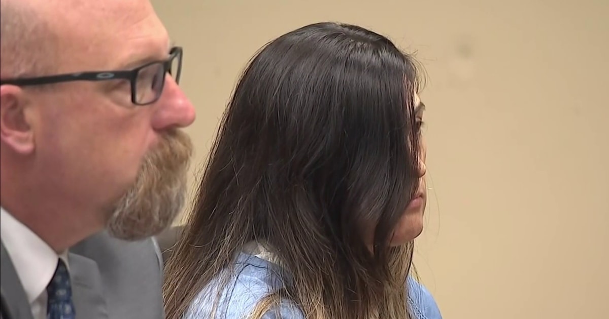 Comparece en corte una madre acusada de asesinar a su hijo de siete meses
