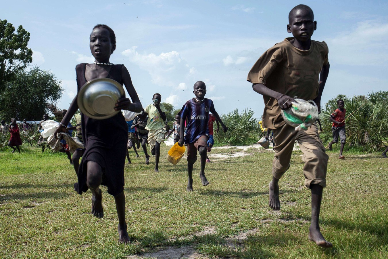 https://media-cldnry.s-nbcnews.com/image/upload/t_nbcnews-ux-1360-900,f_auto,q_auto:best/MSNBC/Components/Slideshows/_production/ss-140707-south-sudan-famine/ss-140707-south-sudan-famine-04.jpg