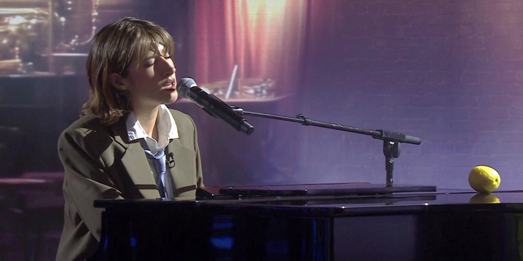 See Sophia James Perform New Song 'I Always Do' Live