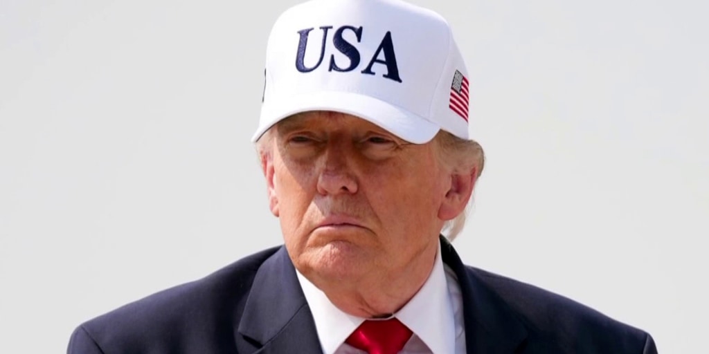 The president pauses mid-sentence to remember which imaginary achievement he’s bragging about this time.
