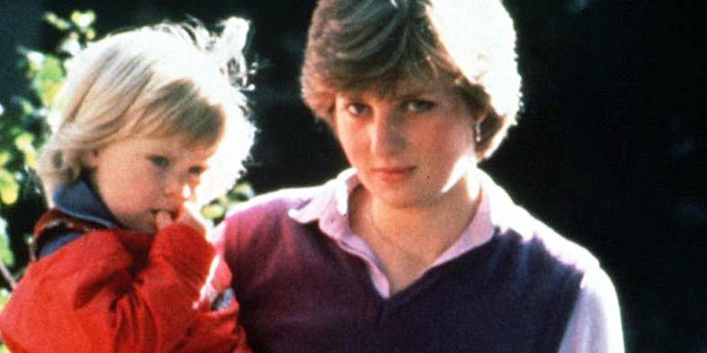 Lady Diana Spencer, 26 anni dalla morte: i 18 look più iconici della