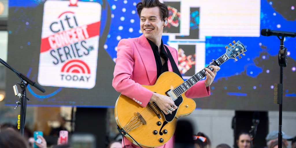 harry-styles-today-170509-