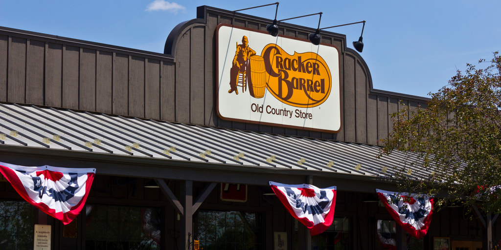 Cracker barrel restaurant near me cheap