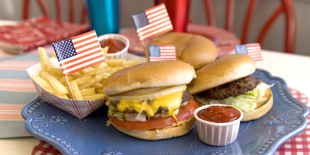 The Best Memorial Day Restaurant Deals - Fabulessly Frugal