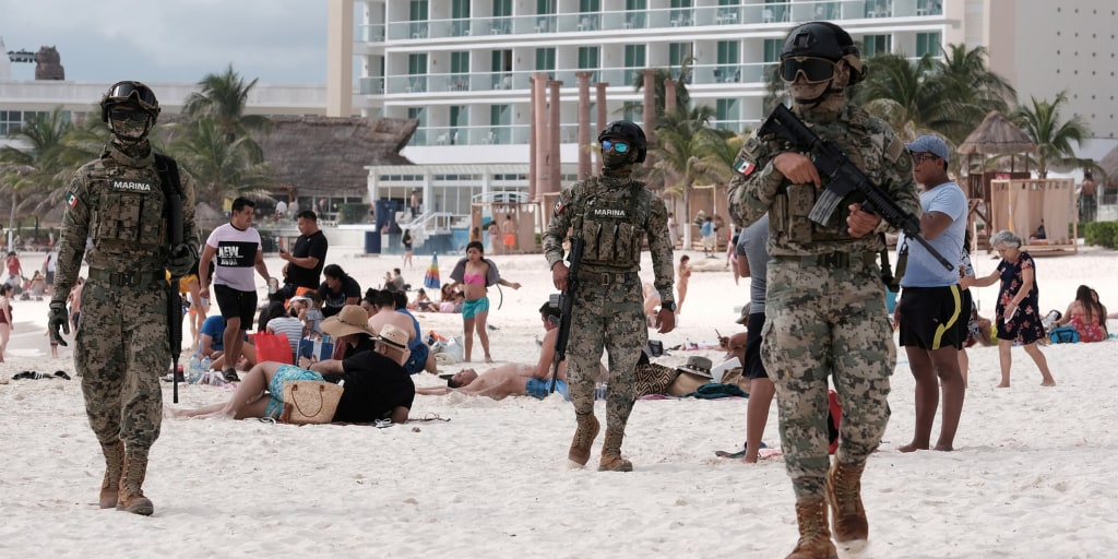 Gunfire reported at Cancun beach after shooters arrive on jet skis ...