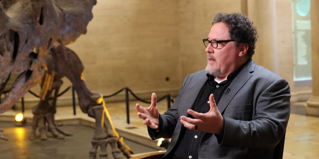 Jon Favreau talks Rudy, Swingers and his stunning new show about dinosaurs photo photo