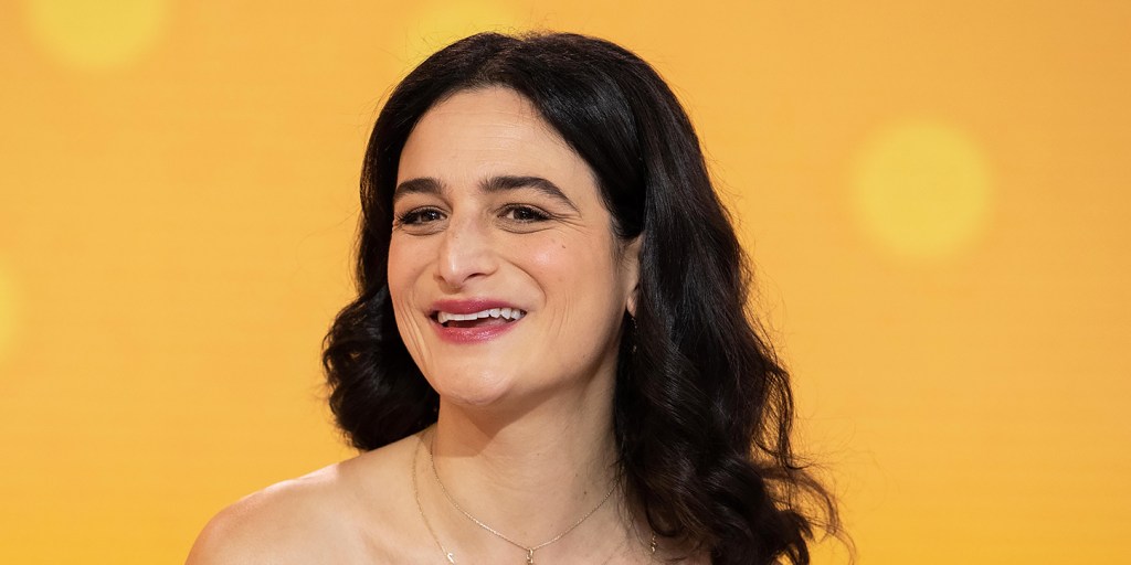 Jenny Slate Gets Real on Don't Be Suspicious, Video