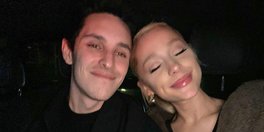 Ariana Grande and Dalton Gomez Are Getting Divorced