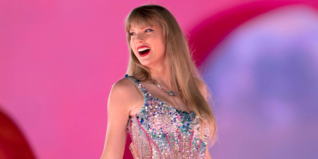 Taylor Swift Donates to Food Banks Across Country on 'Eras Tour'