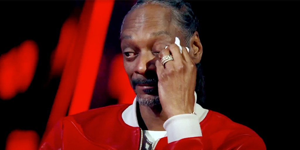 Snoop Dogg Cries As 'The Voice' Contestant Performance Reminds Him of Late  Mom