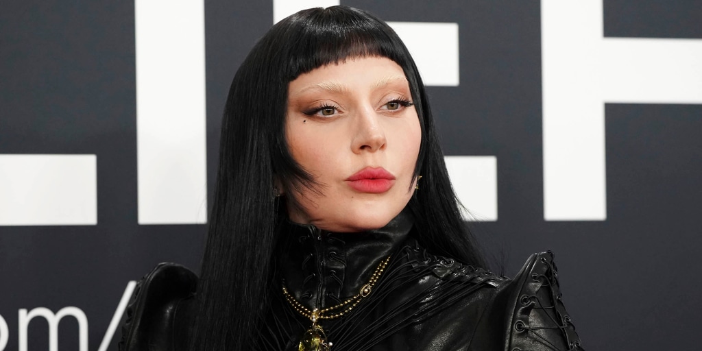 lady-gaga-mayhem-mc-250326-02-