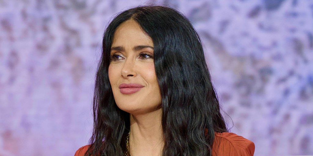 https://media-cldnry.s-nbcnews.com/image/upload/t_social_share_1024x512_center,f_auto,q_auto:best/rockcms/2025-05/salma-hayek-mc-250513-05-64d697.jpg
