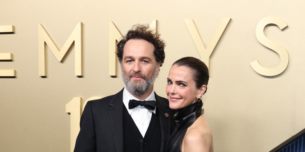 Emmy Winner's Marriage Under Scrutiny After Wife's Glaring Omission, Body Language Expert Weighs In